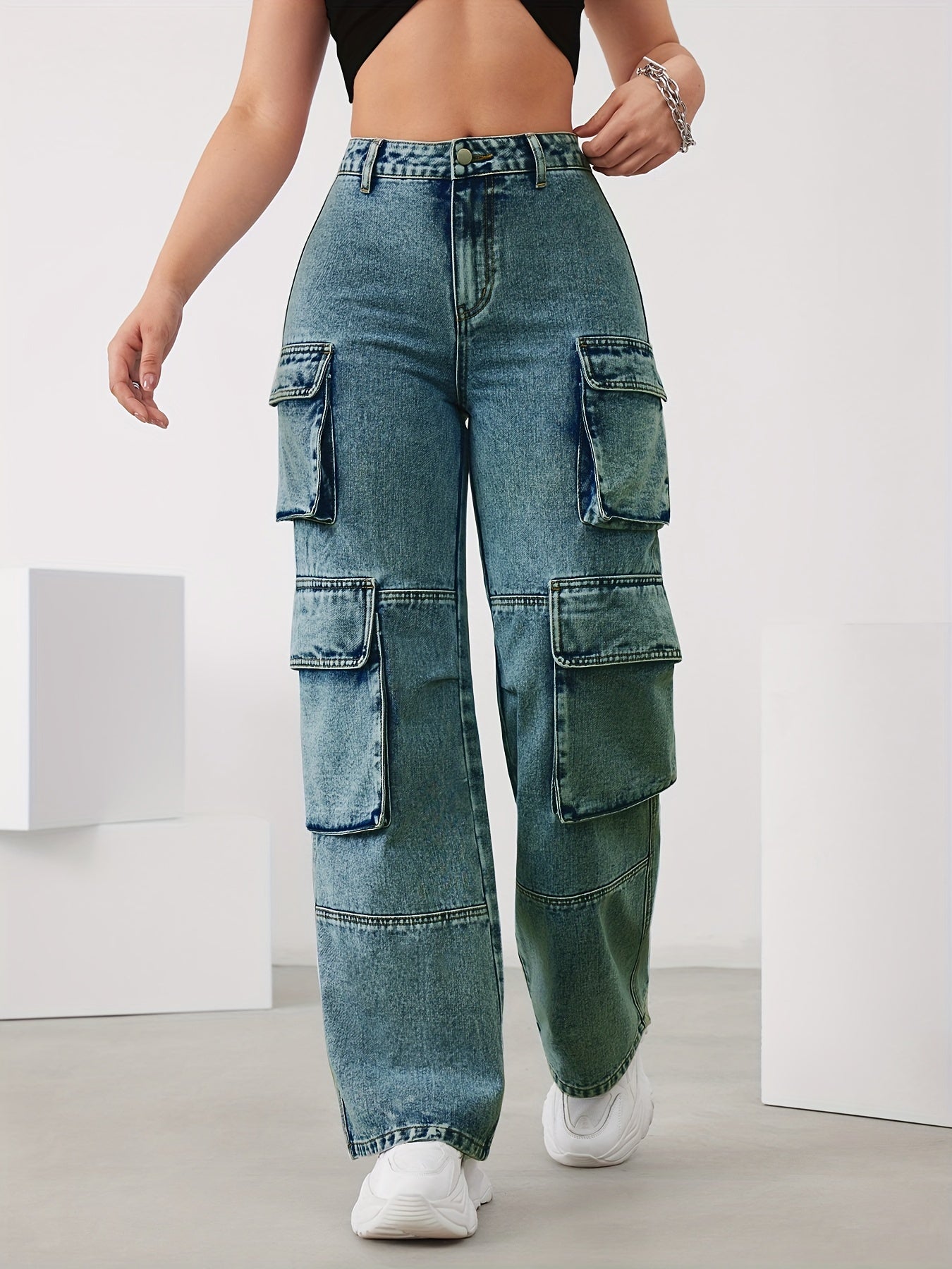 Wide-Leg Jeans