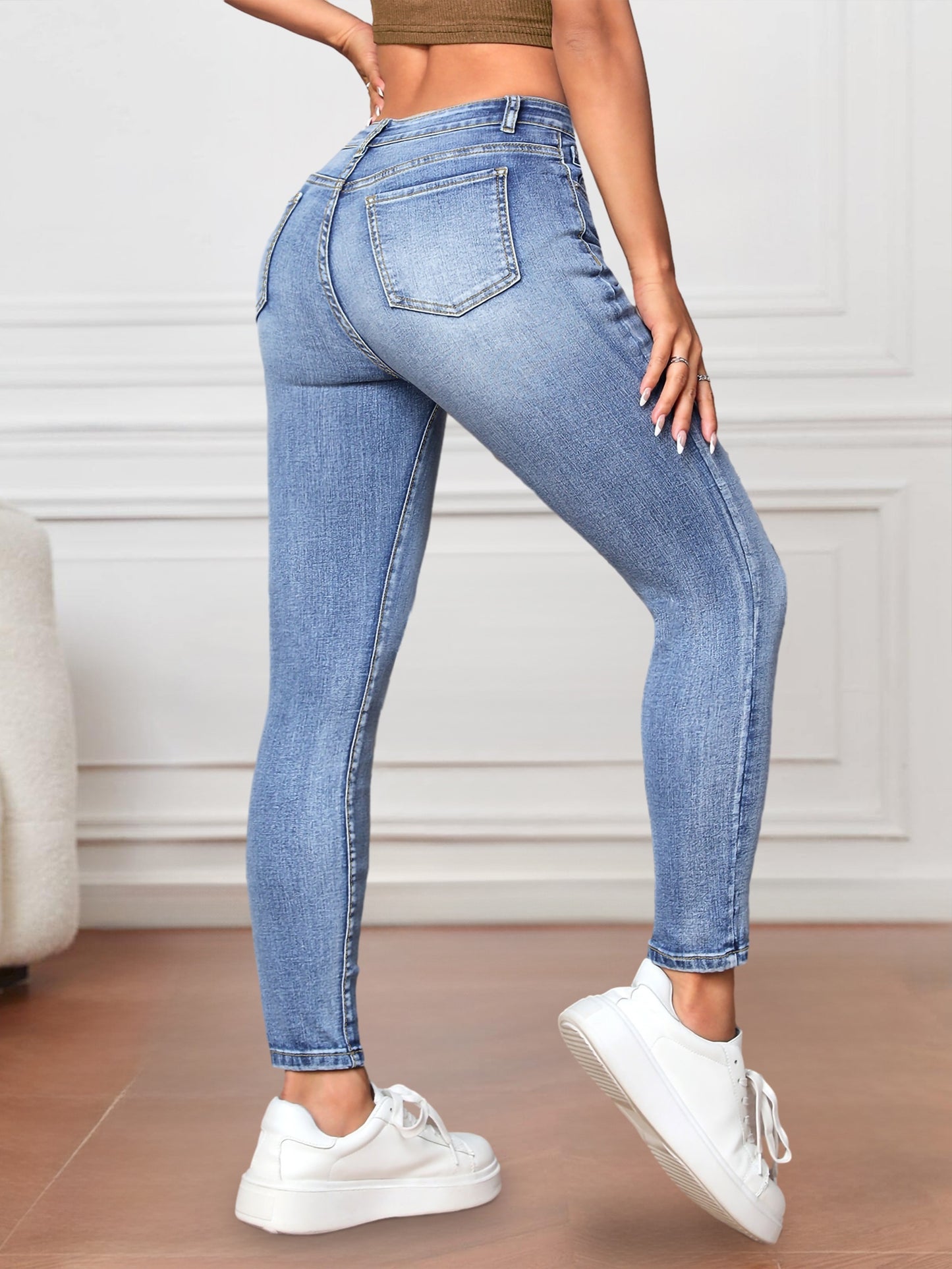 Women's Blue Skinny Jeans With Stretch, Slim Fit Denim, Classic Preppy Style, Comfortable Casual Wear