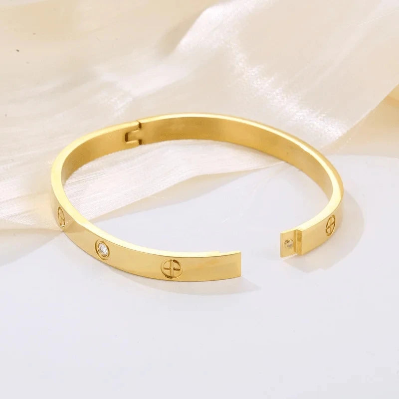 New Design Gold Color titanium steel Zircon And Cross Nut Nail Bracelet & Bangle For Woman Stainless Steel Snap Brand Jewelry